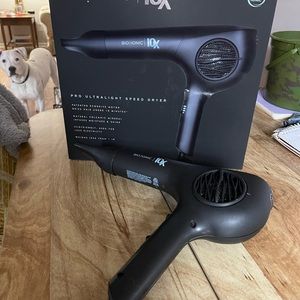 Bioionic 10x pro Ultralight Speed blow dryer